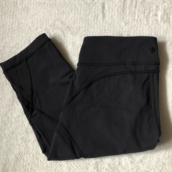 NWOT Lululemon breezy capri shorts - Picture 1 of 12